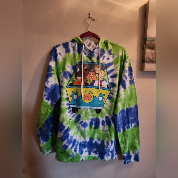 Scooby Doo and gang Mystery Machine tie dye hoodie sweatshirt medium NWT - Picture 1 of 7